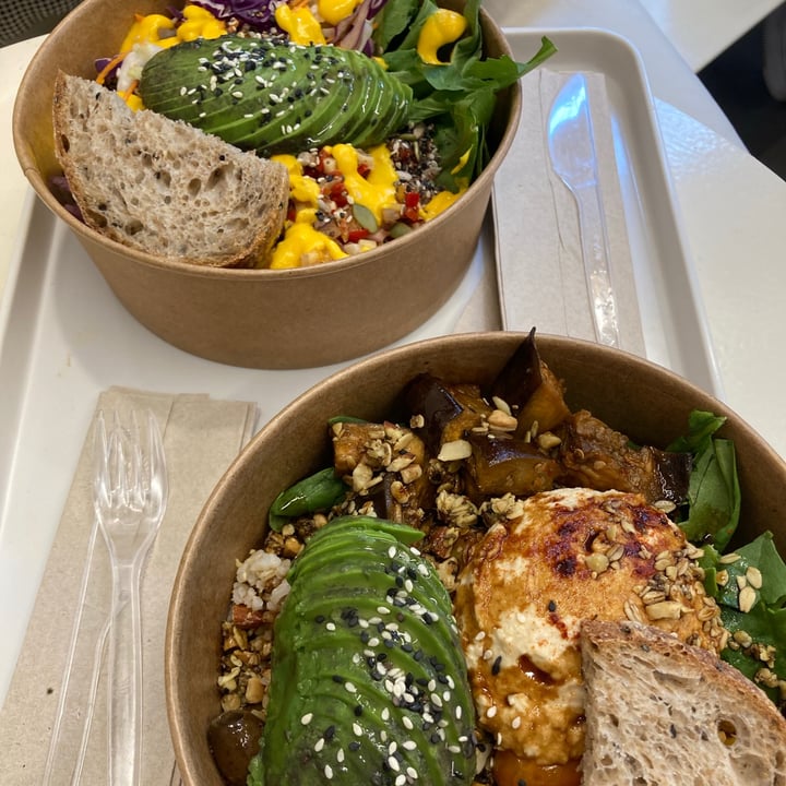 review photo of Nato Comé Real Bowl Mediterraneo shared by @dolphinangeleri on 16 Feb 2021 - review