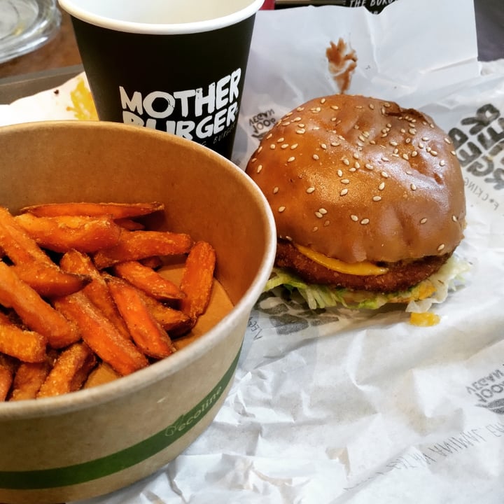 photo of Mother Burger - Colombo burguer de seitan panado shared by @veganshakti on  30 Jul 2022 - review