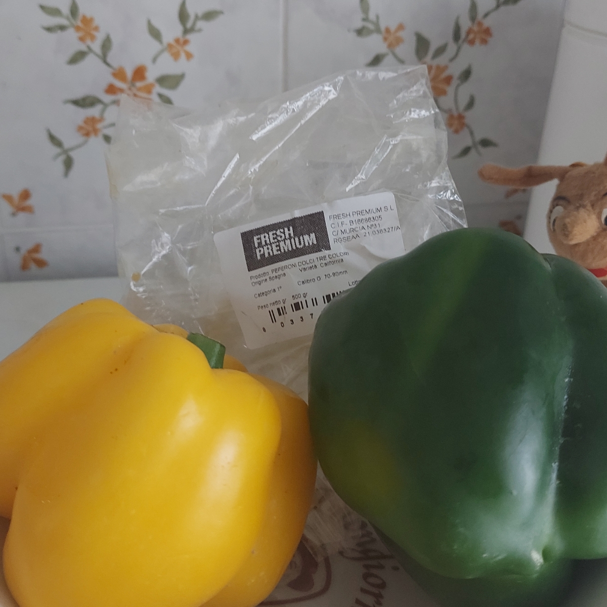 peperoni from Fresh premium - Vegan Product Reviews & Ratings | abillion