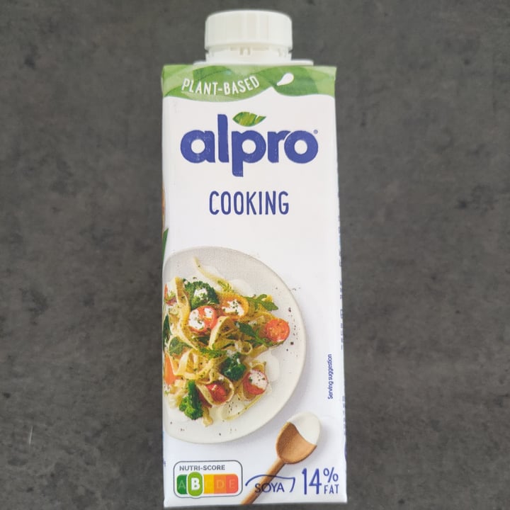 photo of Alpro Cooking/Cuisine Soya 14% Fat shared by @ariele on  11 Jun 2022 - review