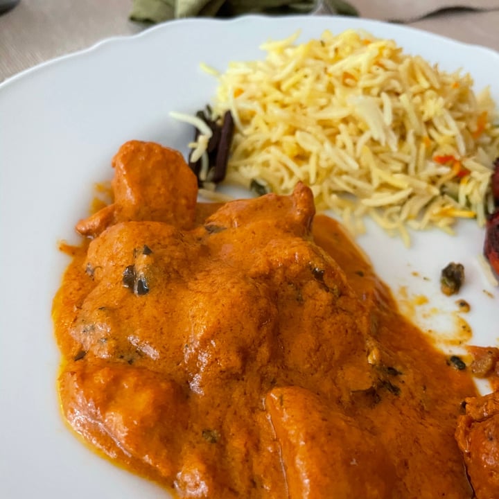 photo of Gokul Vegetarian Restaurant Butter Chicken shared by @laureguilbaud on  03 Jan 2021 - review