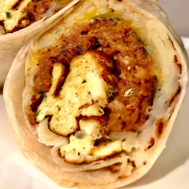photo of Off The Griddle Breakfast Burrito shared by @pdxveg on  16 Mar 2021 - review