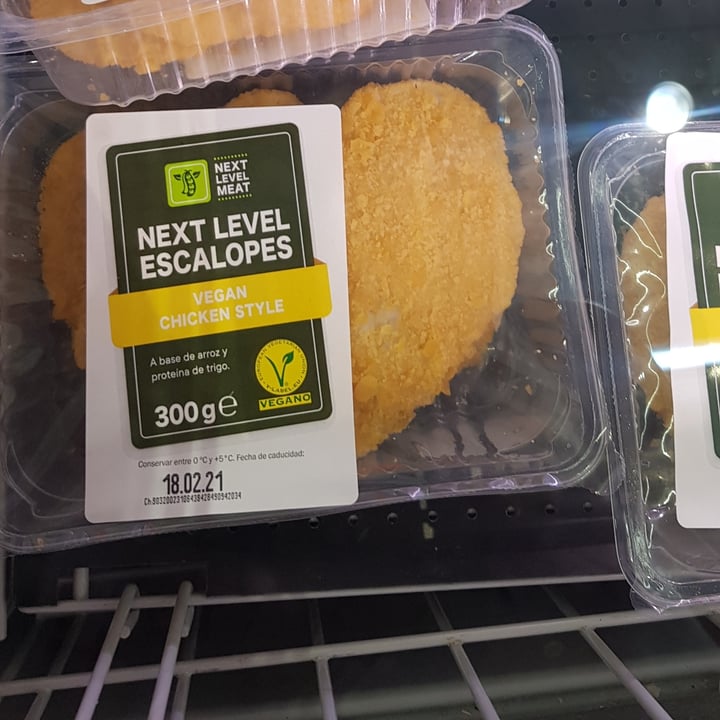 review photo of Vemondo Vegan Chicken Style shared by @veganplanetb on 13 Feb 2021 - review