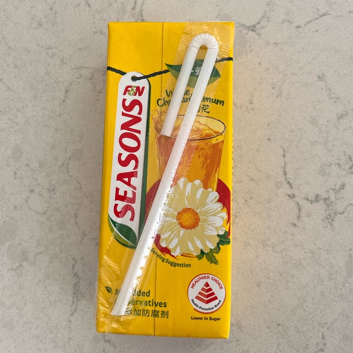 photo of F&N Seasons Chrysanthemum Tea shared by @kr1stin on  22 Jan 2022 - review