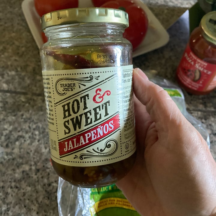 photo of Trader Joe's Hot and Sweet Jalapenos shared by @piggiesarelove on  29 May 2022 - review