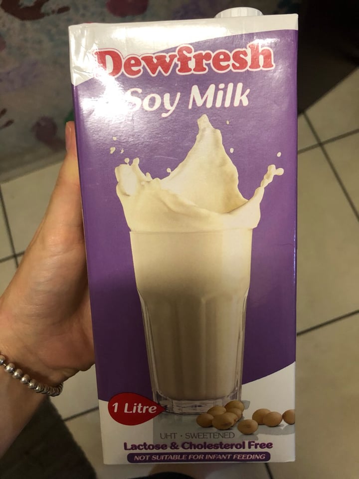 photo of Dewfresh Soy Milk shared by @chlo17chappell on  14 Sep 2019 - review