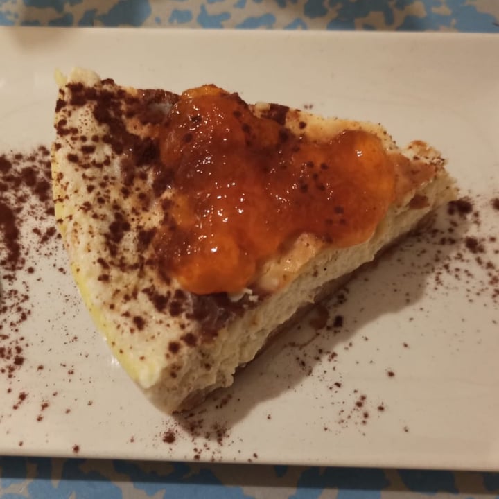 photo of Quinoa Bar Vegetarià Cheese kake shared by @wildflowerjewellery on  25 Jul 2021 - review