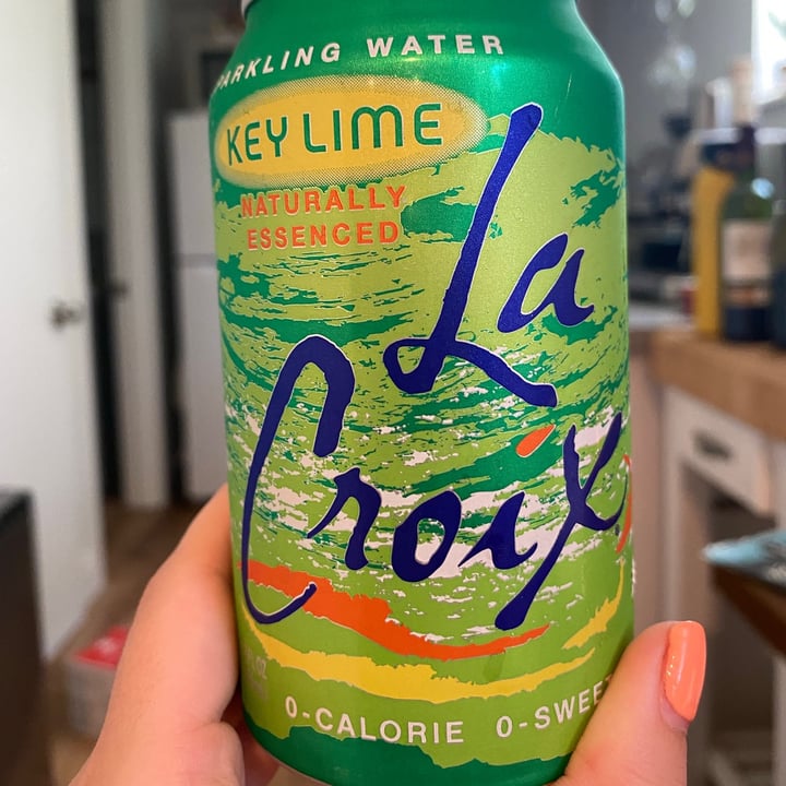photo of La Croix Key Lime Sparkling Water shared by @hannahgallart on  21 Jun 2021 - review