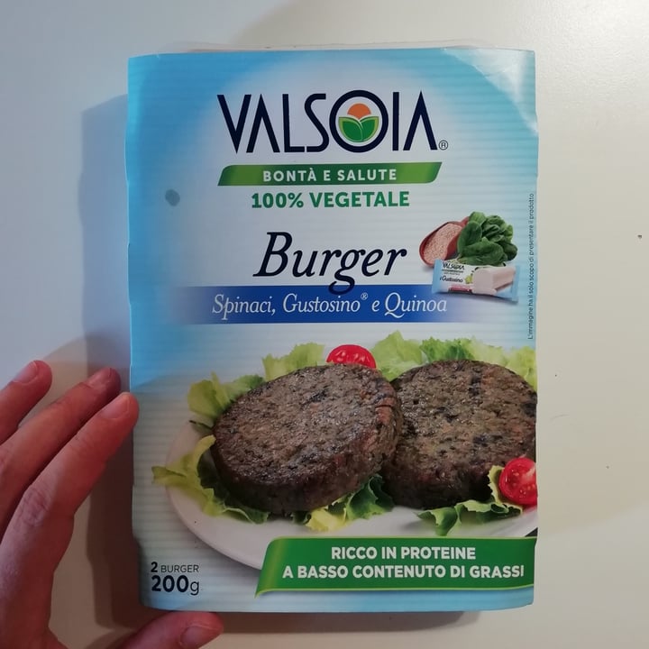 review photo of Valsoia Burger spinaci, gustosino e quinoa shared by @soniaveg on 16 Jul 2022 - review
