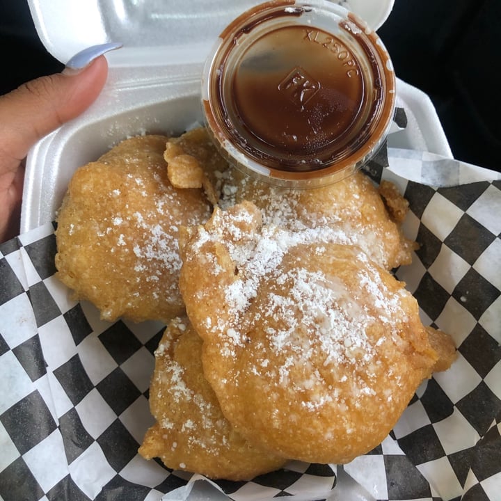 photo of Doomie's Home Cookin' Fried Oreos shared by @veganlita on  25 Apr 2020 - review