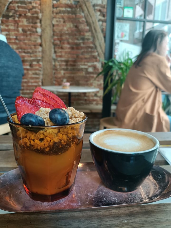 photo of Cafeteria Plántate Brunch vegano shared by @hannahveganamadrid on  05 Mar 2020 - review