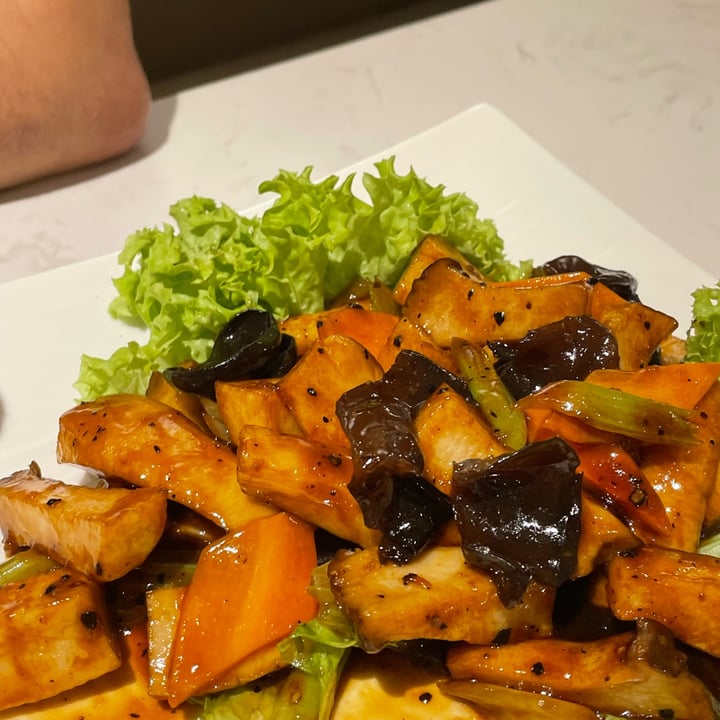 review photo of Green on Earth Vegetarian Cafe Black Pepper Mushroom shared by @suncheetahh on 06 Jul 2022 - review