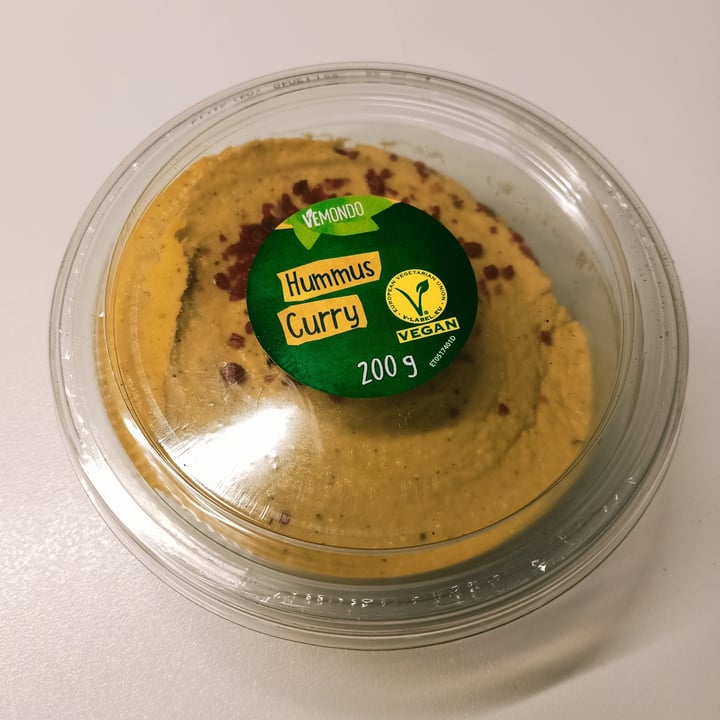 photo of Vemondo Hummus Curry shared by @lalucinda on  03 Jun 2022 - review