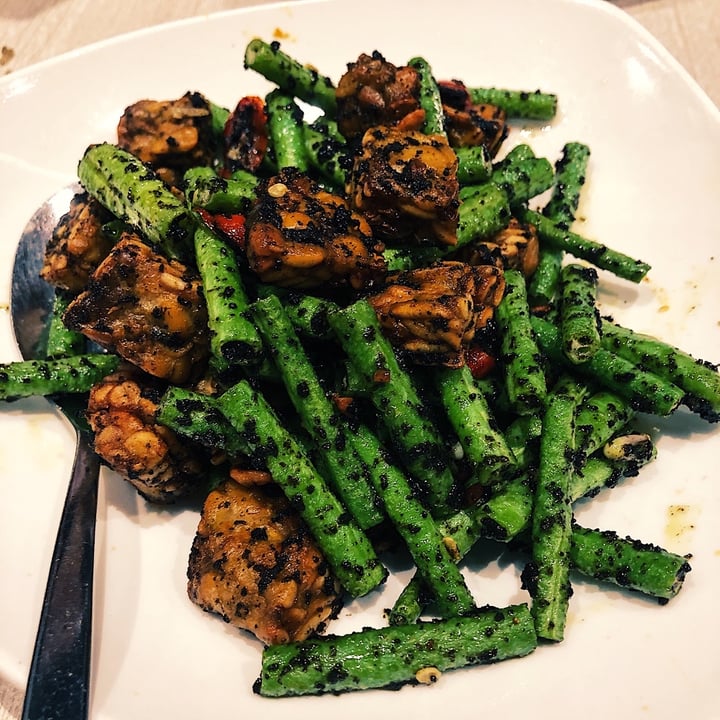 photo of Whole Earth Long Beans with Tempeh shared by @sazzie on  21 Nov 2019 - review