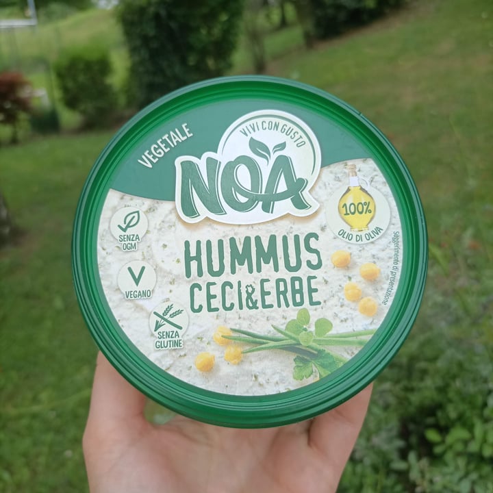 photo of Noa Hummus Ceci & Erbe shared by @crastreviso21 on  28 May 2022 - review