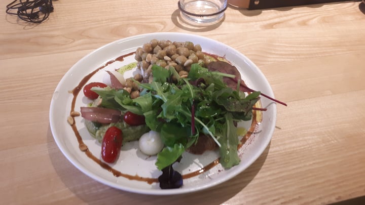 review photo of Eggcetera Avo Mash Vegan shared by @mona98 on 14 Apr 2020 - review