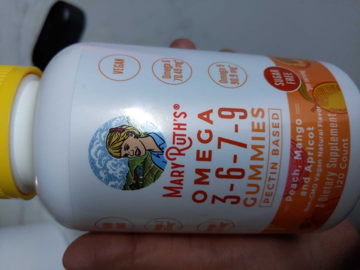 photo of Mary Ruth's Mary Ruth's Omega 3-6-7-9 shared by @basiliz on  21 Apr 2020 - review