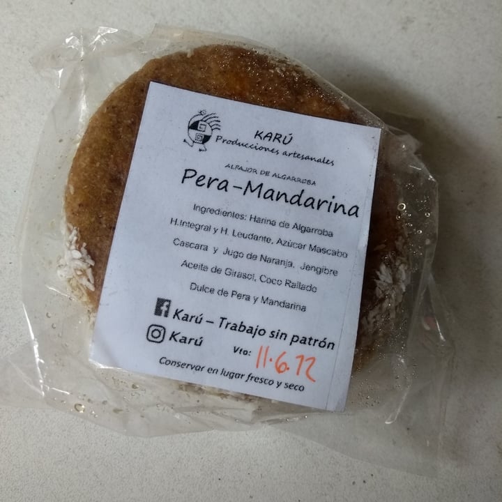review photo of Karú Alfajor De Algarroba Sabor Pera Mandarina shared by @merme on 31 May 2022 - review