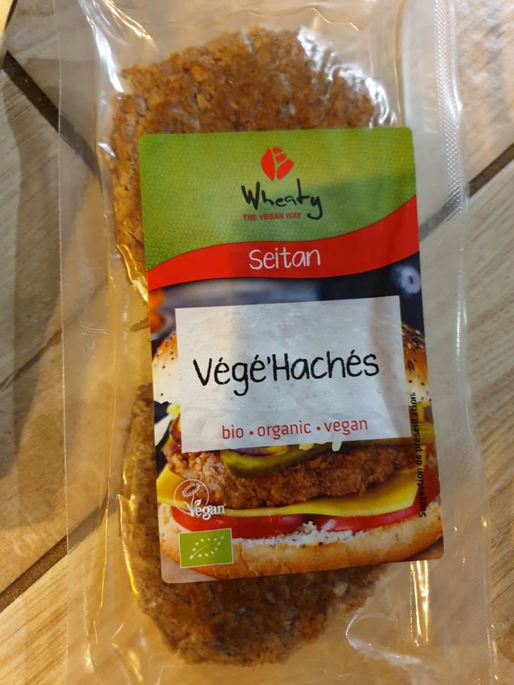 review photo of Wheaty Burger Végé Haché shared by @thetoinou on 17 Mar 2020 - review