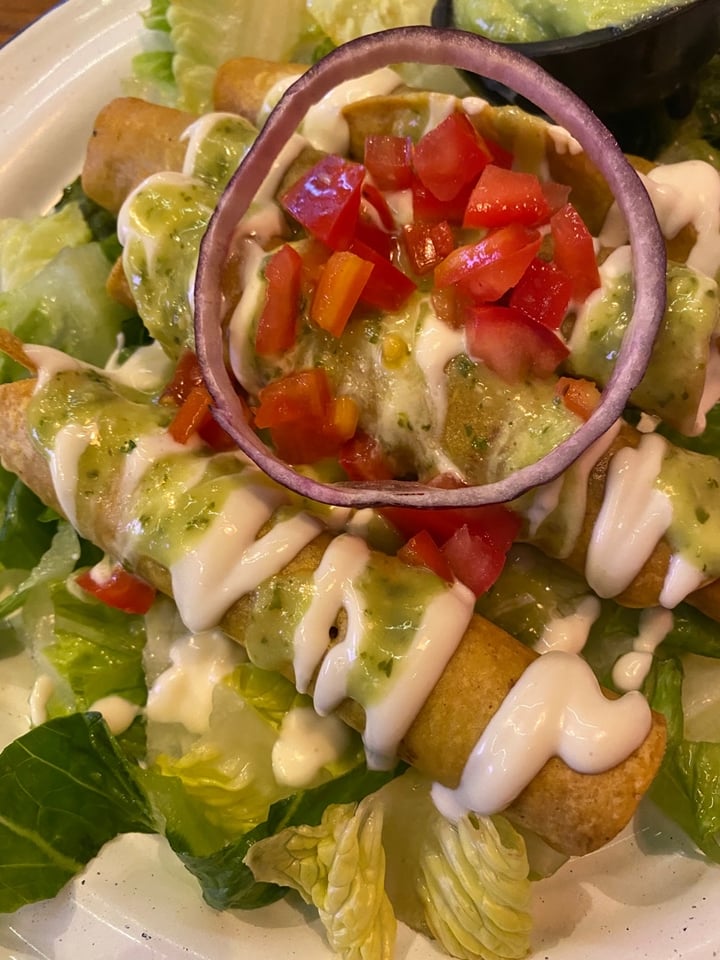 photo of Revolucion Verde Flautas shared by @adhara on  07 Mar 2020 - review