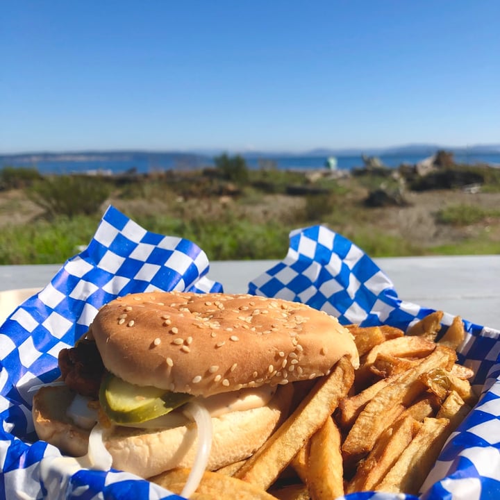 review photo of Fish on Fifth Vegan Big Mac shared by @somegirl on 25 Sep 2021 - review