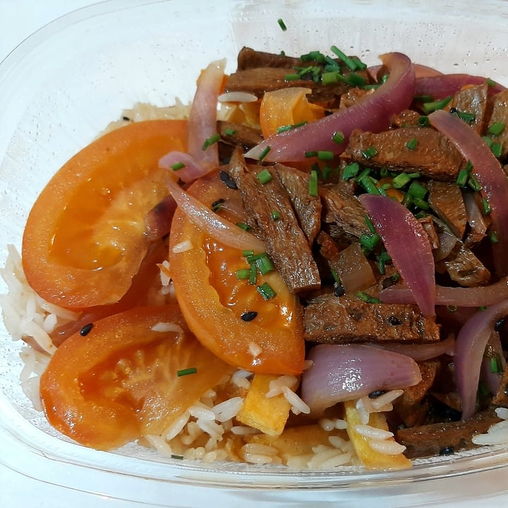 photo of Los Andenes Lomo saltado shared by @madridvegano on  15 Oct 2020 - review