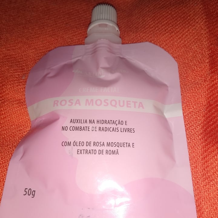 review photo of MAX LOVE make Up Studio creme facial rosa mosqueta shared by @kikicris on 10 May 2022 - review