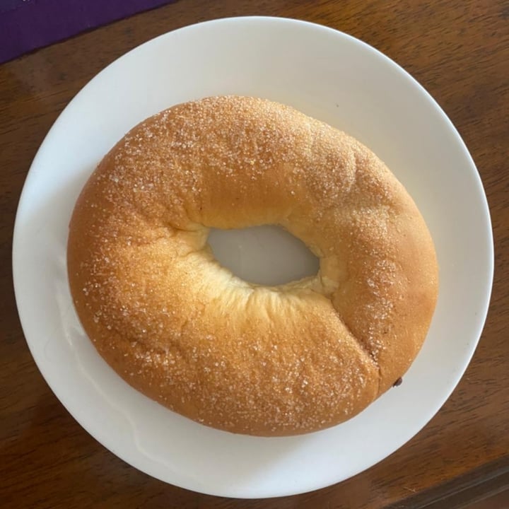 review photo of Panadería Rocks Roscón De Arequipe shared by @rasvegan on 03 Apr 2021 - review