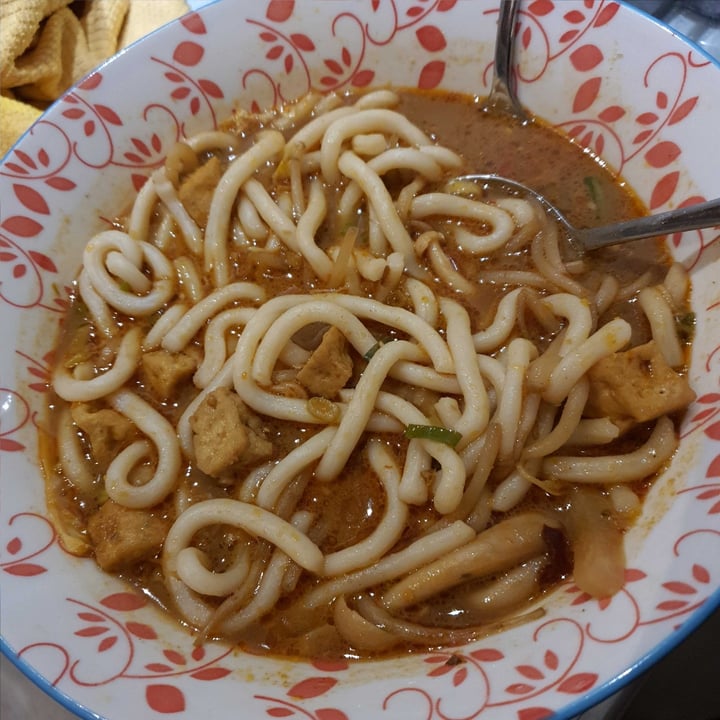 review photo of Suissi Vegan Asian Kitchen Sesame Satay Soup shared by @reverse-eng-vegan on 11 Jul 2020 - review