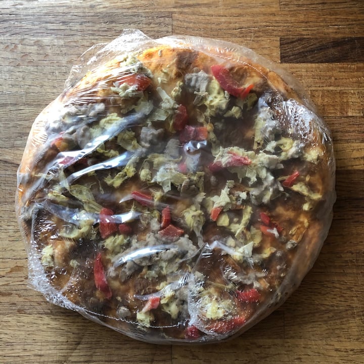 review photo of Amy’s Roasted Vegetable Pizza shared by @xtra70s on 21 Apr 2021 - review