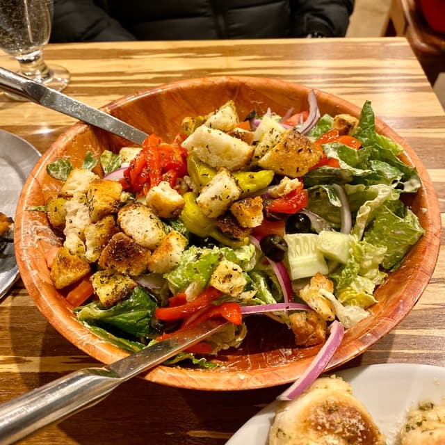 Photo of the dish “House Salad”