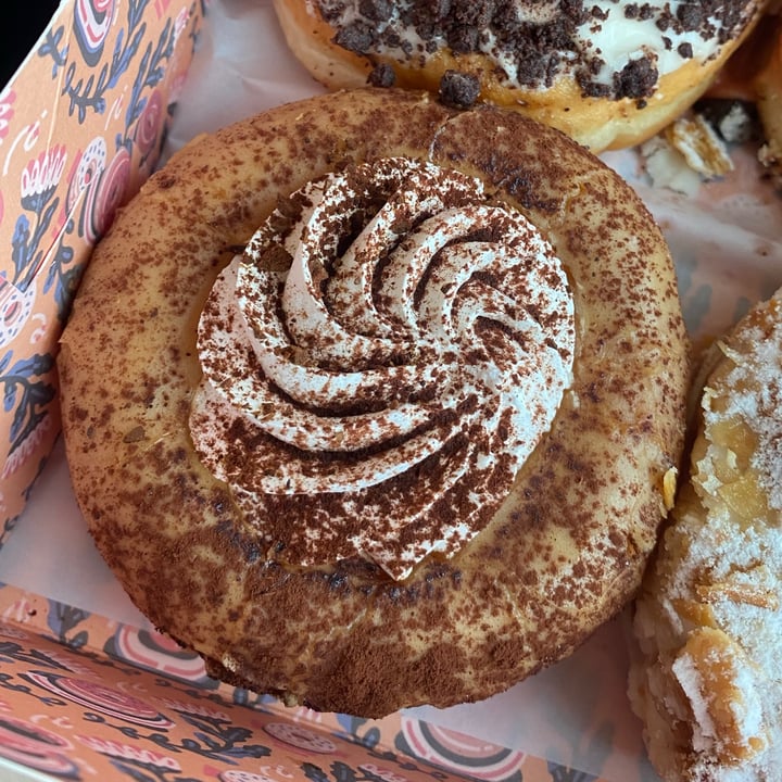 photo of Brammibal's Donuts Tiramisu shared by @holasoymylk on  31 Jul 2021 - review