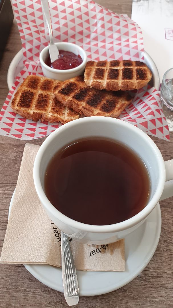 review photo of Nos Vemos Cafe Bar Te con Tostadas shared by @evelyn2292 on 06 Aug 2019 - review