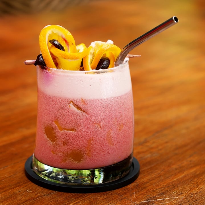 review photo of Manggis in Canggu Creamy Rosella with Mango Jelly shared by @veganbastard on 02 Jan 2022 - review