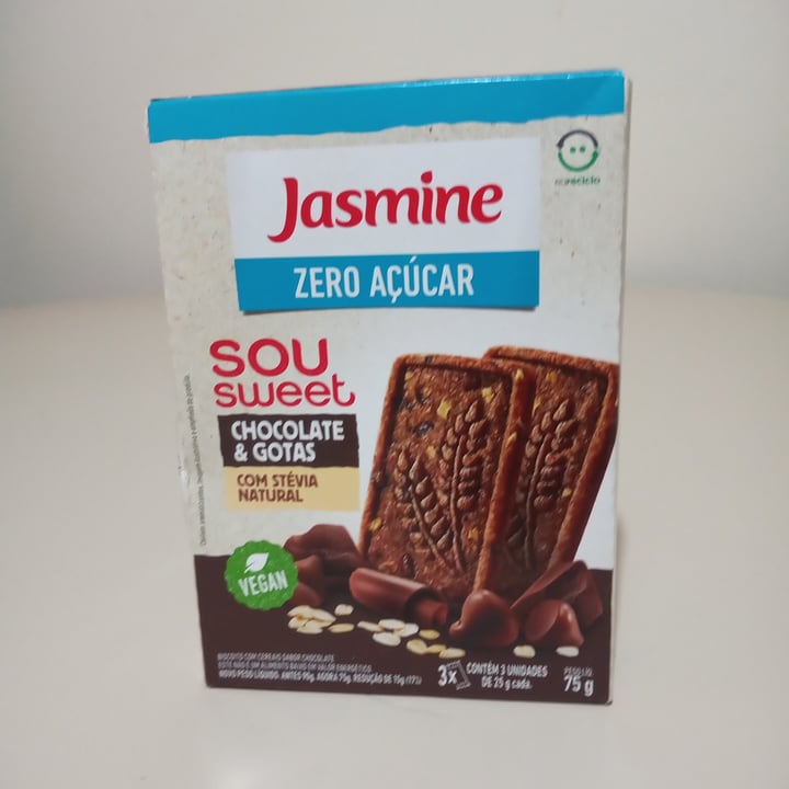 review photo of Jasmine Biscoito com cereais integrais sabor cacau shared by @lemina on 12 May 2022 - review