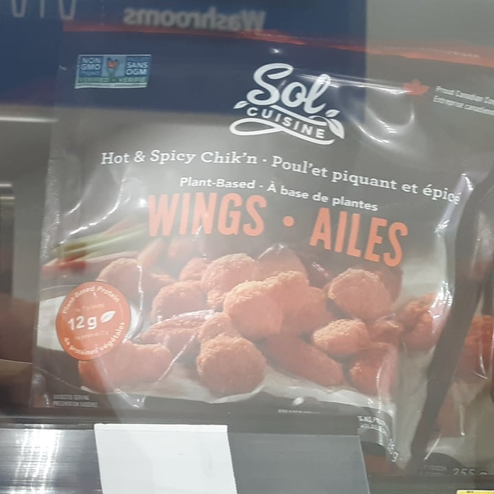 photo of Sol Cuisine Sol Cuisine Hot and Spicy Chik’n Wings shared by @nicolettacarotenuto on  26 Nov 2021 - review