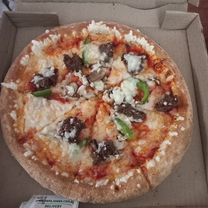 photo of Papa John's Pizza Pizza Vegan Royal shared by @alessa182 on  23 Jun 2022 - review