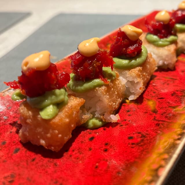 菜肴“CRISPY RICE”的照片