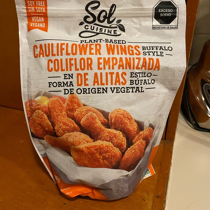 photo of Sol Cuisine Cauliflower wings Buffalo style shared by @ggsony on  01 Oct 2022 - review