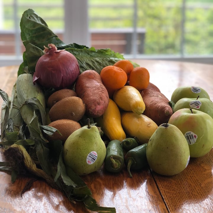 photo of Ripe Revival Produce box shared by @kaitlynax on  29 Apr 2020 - review
