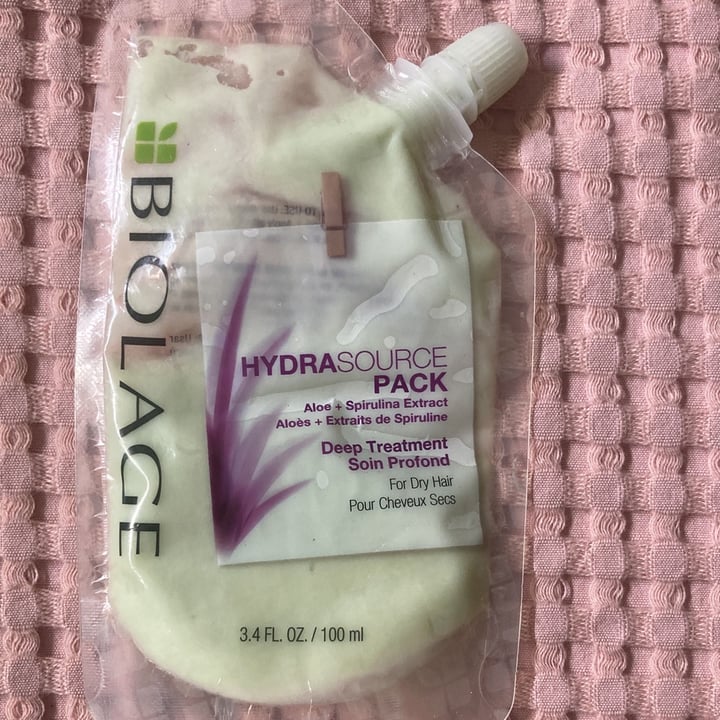 review photo of Biolage hidrasource deep treatment pack shared by @renatammoraes on 09 May 2022 - review