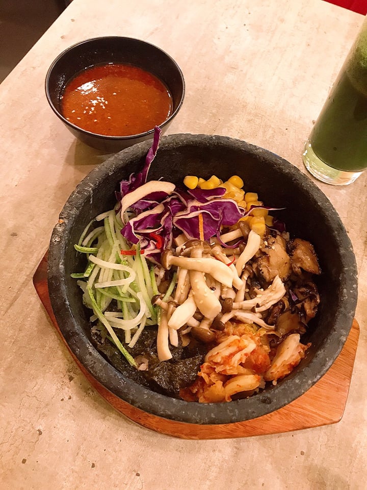 photo of Nature Cafe Stone Pot Korean Style Rice shared by @earthlynlsy on  13 Mar 2019 - review