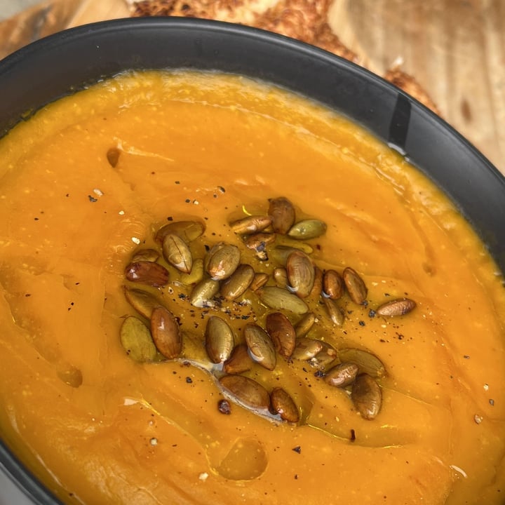 photo of Love Your Soul Thai Pumpkin Soup shared by @veganadam on  29 Jun 2022 - review