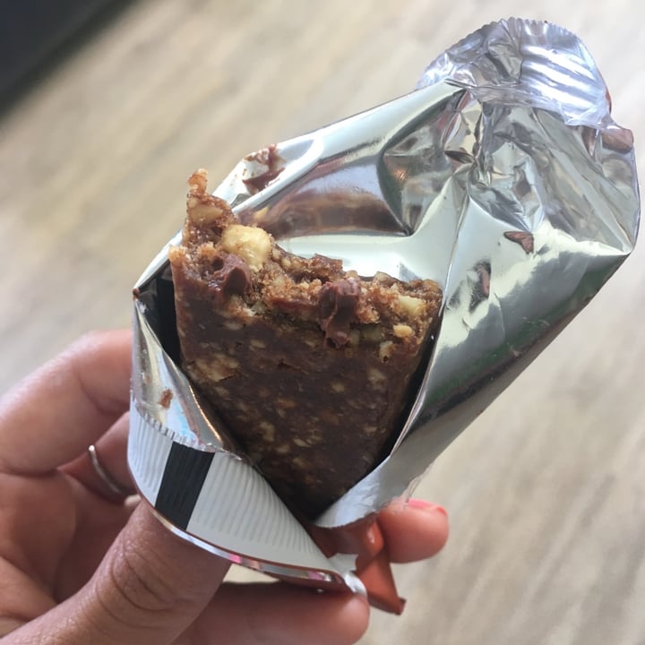photo of Good & Gather Date & Nut Bars Chocolate Chip Cookie Dough shared by @teresannnnnn on  08 Jan 2020 - review
