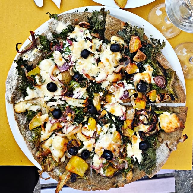 Photo of the dish “Pizza scarola, patate e olive”