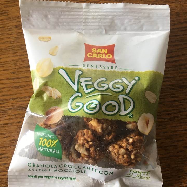 photo of Veggy Good  Veggy Good Granola Croccante con Avena e Nocciole shared by @santhss on  26 May 2021 - review