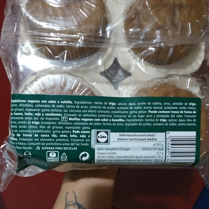photo of Vemondo Muffins sabor Vainilla shared by @ornitorrincavegana on  16 Sep 2022 - review