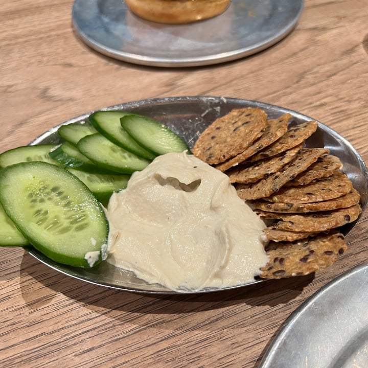 photo of Hip Vegan Cheese and Crackers shared by @stephjc on  12 Feb 2022 - review