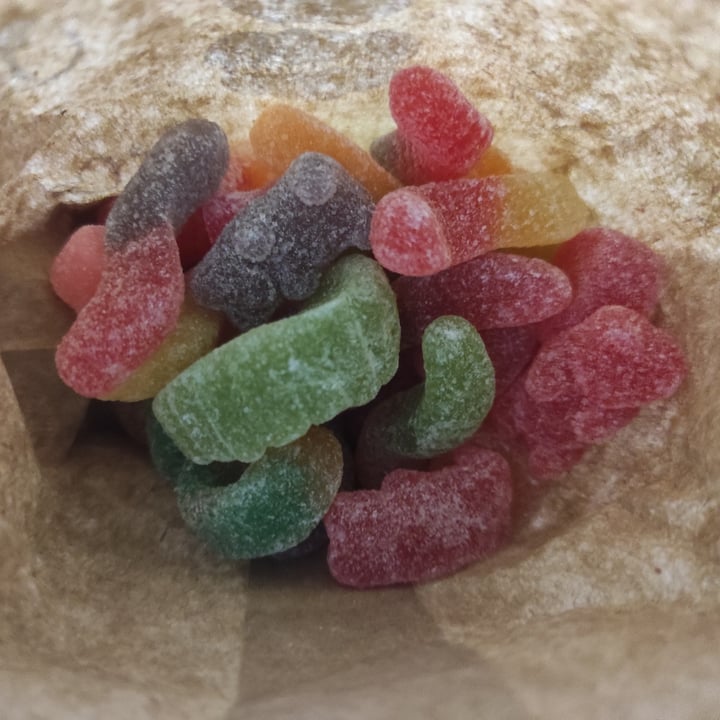 review photo of Gominola Gomitas shared by @eduzinn on 26 Dec 2021 - review