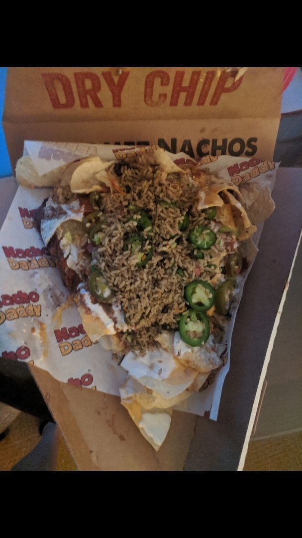 photo of Nacho Daddy Vegan Loaded Nachos shared by @veggiegirl on  20 Jun 2019 - review